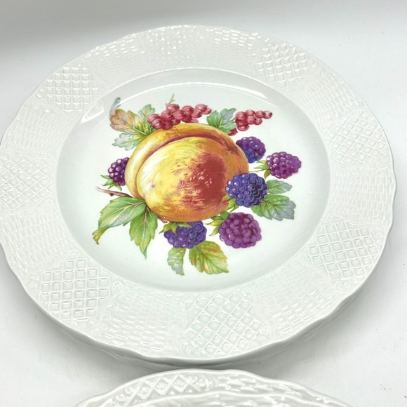 Marlborough Old English Simpsons Set Of 12 Ironstone Salad Plates Fruit Design - Picture 9 of 12